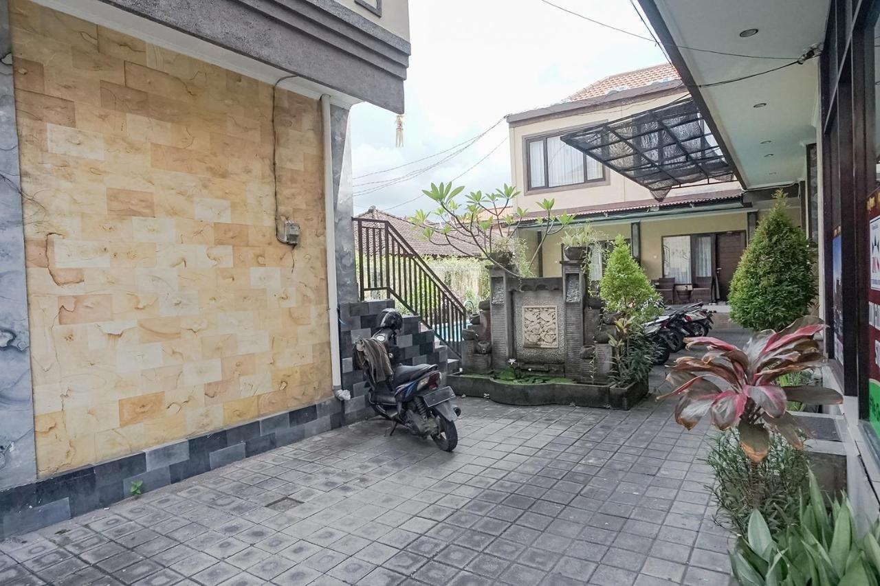 Taxa Uma Guest House Kuta Lombok Exteriör bild