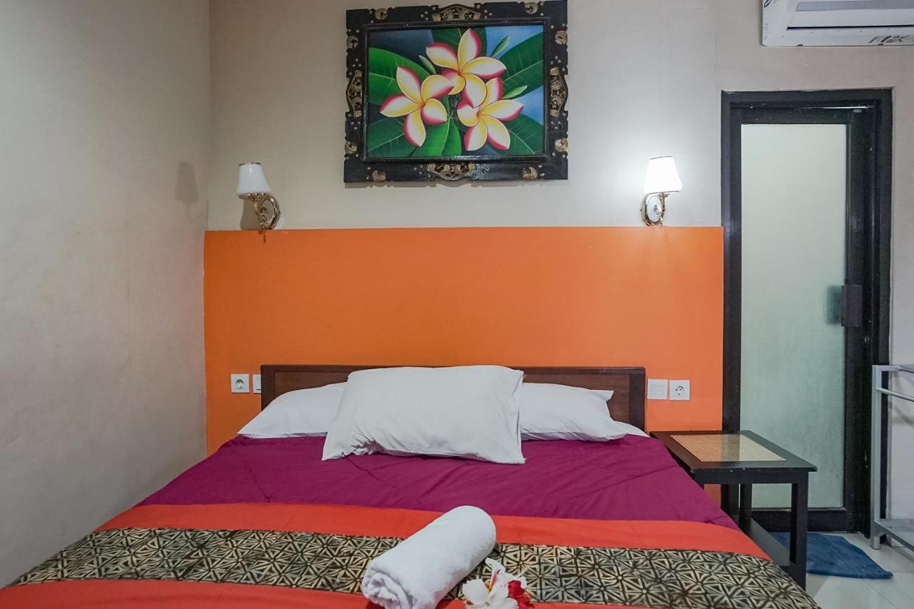 Taxa Uma Guest House Kuta Lombok Exteriör bild