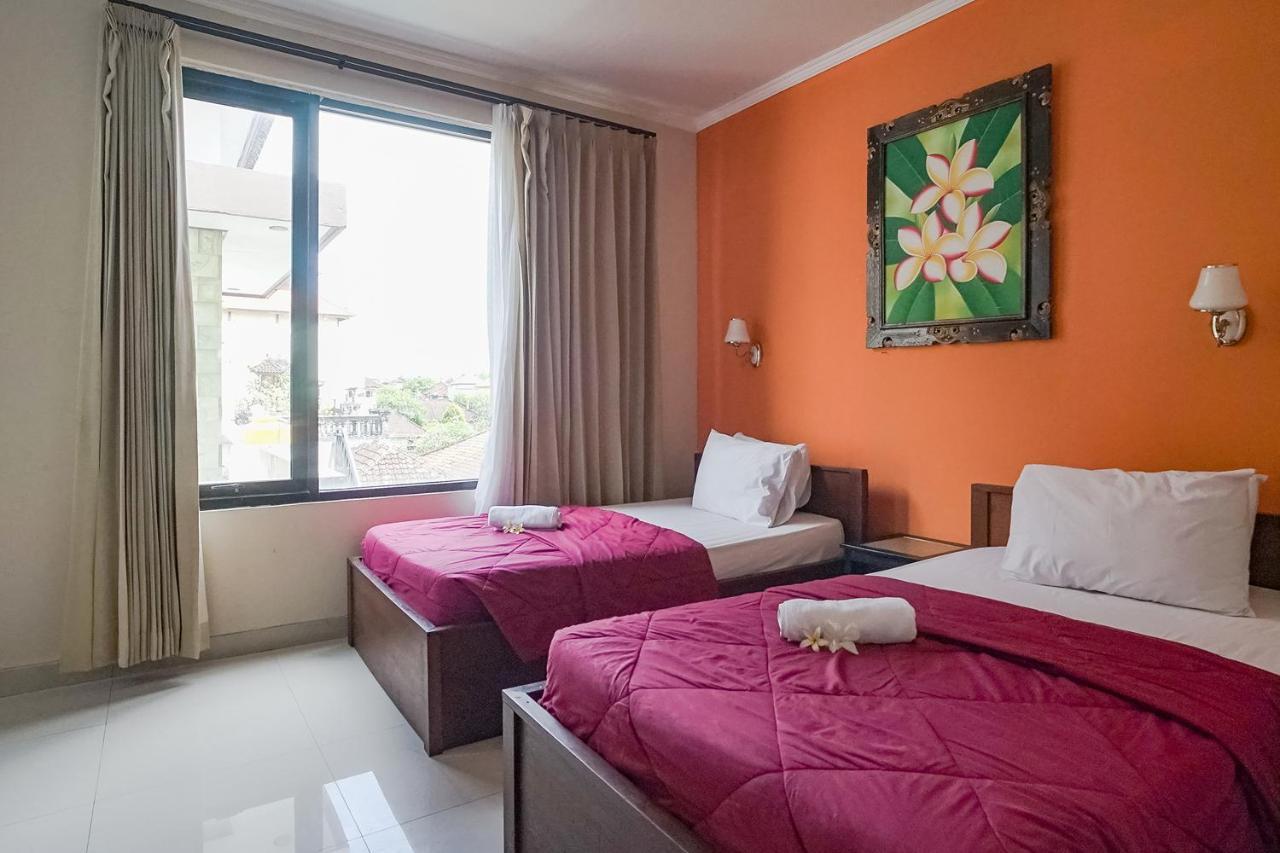 Taxa Uma Guest House Kuta Lombok Exteriör bild